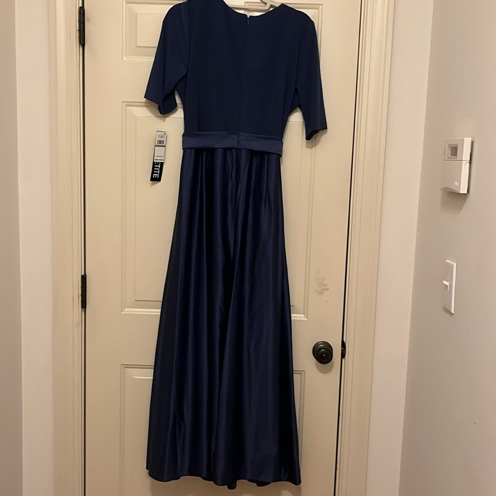Alex Evenings Wedgewood Satin Petite Surplice Neckline Ballgown/NWT/14P - Picture 15 of 15